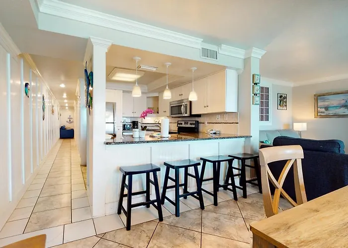 The Castaways Apartment Gulf Shores